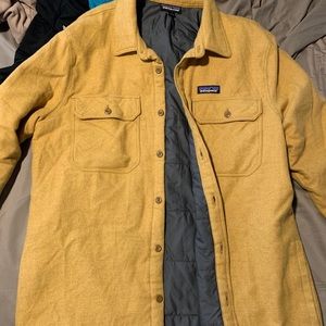 Men’s Patagonia insulated flannel jacket